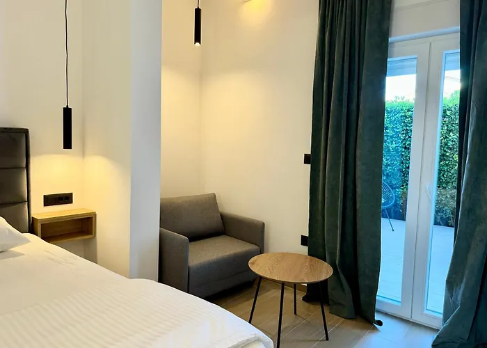 Lux Apartments